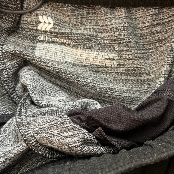 All in Motion Charcoal and Black Activewear - Picture 2 of 3